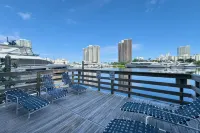 Aventura Modern 2-Bedroom Condo in Serene Community - Wifi
