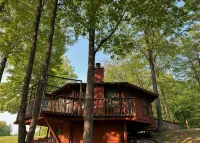 Northwoods Retreat in Eagle River - 3 Bedrooms and 2 Bathrooms - Full Kitchen - 3-Star