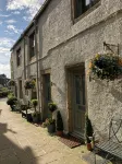 The Old Middle School 1700 Cottage Addingham