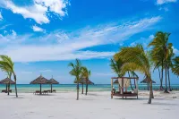 The Sands Beach Resort - Strand
