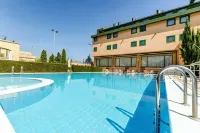 Hotel Alda Río Tormes - Pools