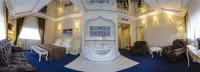 Golden Plaza Hotel