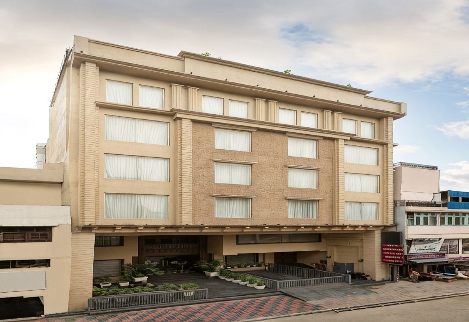 hotel overview picture