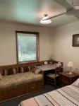 Alpine Delux Cottage, 8 acres of magnificent garden on the Ovens River. - 2 stjerner