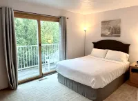 Fish Creek, Door County Condo - Walk to Shopping, Dining & Peninsula State Park - 3 stjerner