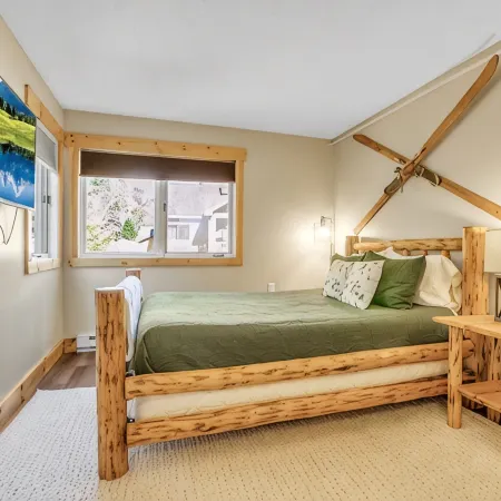 Holiday Valley Ski-In/Ski-Out Condo