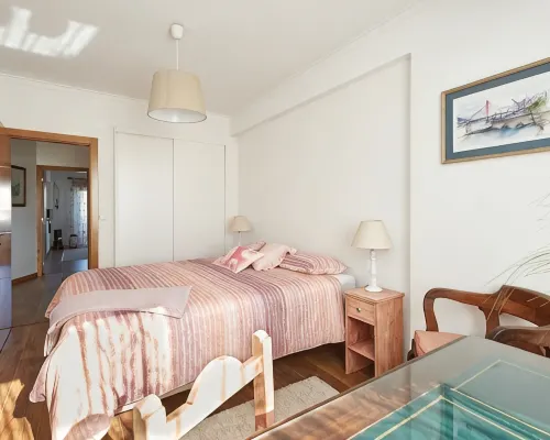 SEVEN GUEST HOUSE, a departing point to visit Lisbon and Sintra Hotels in Amadora