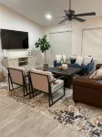 3 Bedroom Desert Oasis - สระว่ายน้ำส่วนตัว