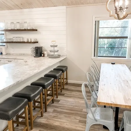Poppy's Place is your unique Steinhatchee destination with river/gulf access