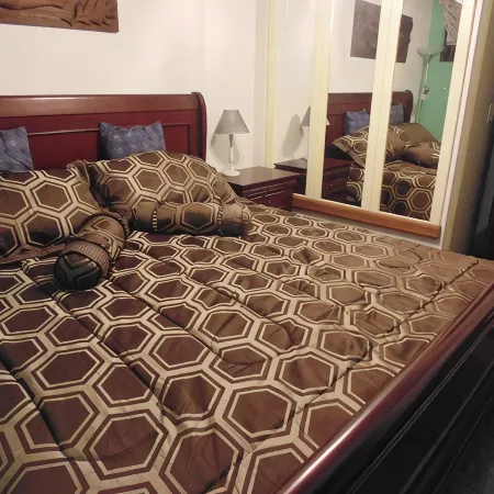 2 bedroom apartment in mountain top villa with pool..