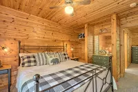 Ruby Charm 5BR Cabin near Helen Main St, Anna Ruby Falls & Tanglewood! 🍁 - ブティック