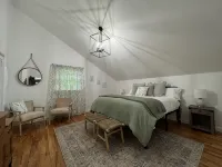 Highlands Spacious MTN Cabin for 16 w/Hot Tub+gameroom+gym+wifi & 4m from DT