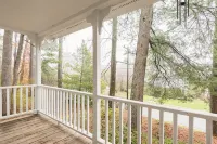 CHARMING Saluda on My Mind – 2min Walk to Downtown - Wifi
