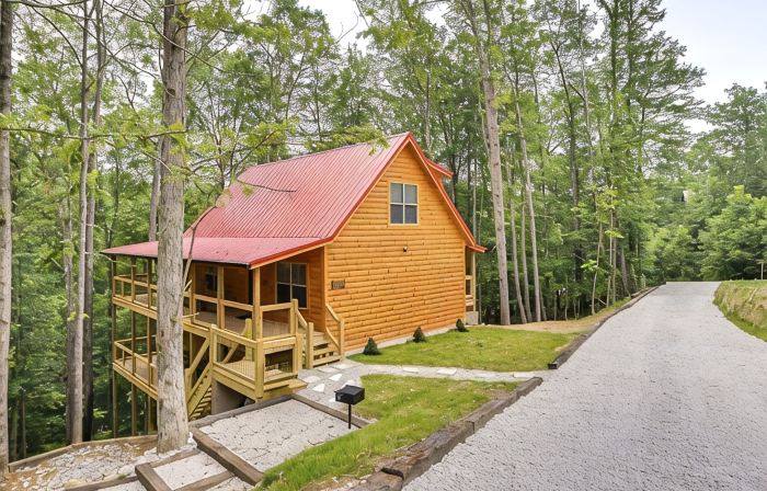 Cliffview Resort Lakefront  4Br, 3BTH- No Smoking/Pets. Fishing Dock, Game Rm.
