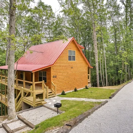 Lakefront in Cliffview. 4BR, 3BTH- No Smoking/Pets. Fishing Dock, Game Rm..More