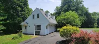 Riverfront Country House on Sassafras River. Kayak and Paddleboard. So peaceful.