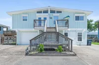 Canal Breeze! Waterfront property! Private pool! - 4つ星