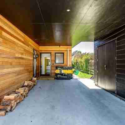 Large & cosy mid century modern Mountain luxury Others