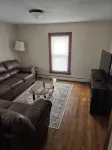 Charming 3-bedroom apartment with WiFi, AC in wonderful Bessemer