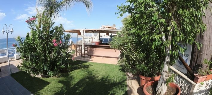 Le Blanc Bleu Hotels in Jbeil
