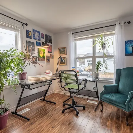 Artistic Getaway Near Halifax | King Bed, Spacious Deck & Fire Pit
