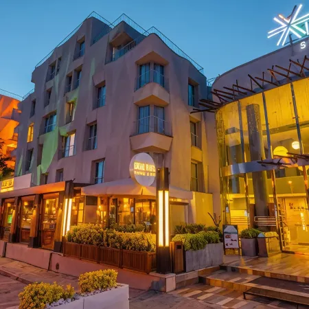Alan Suites