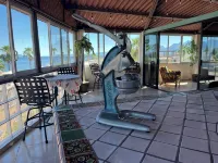 Awesome Top Floor Apartment 320° view of Sea & Mountains