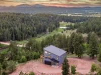 Mountain & Pond Views, Hot Tub, Loft+3BR, Stargazing, Kid + Dog Friendly - 4 星級