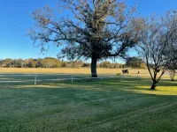 Modern farmhouse retreat between DFW and Houston. Hotele w: Freestone County