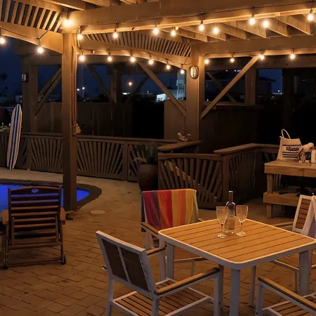 Channelfront - Remodeled - Pool - Boatslips
