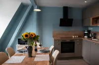 Newly Renovated: 2-Room Apartment in Villa District - Close to the Train Station - 3 Sao