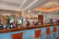 Hotel Petradi - Bars