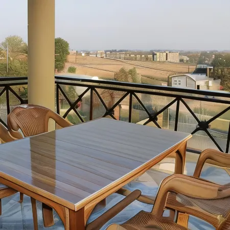 Hotel National Park Sauraha- Homely Stay and Peaceful Location with Jungle Safari Arrangements