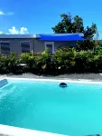 5 min from 7 seas, 2 min from Hotel El Conquistador Golf course w/prívate Pool - 방갈로