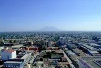 The Penthouse Hotel and Residences - Mountain view