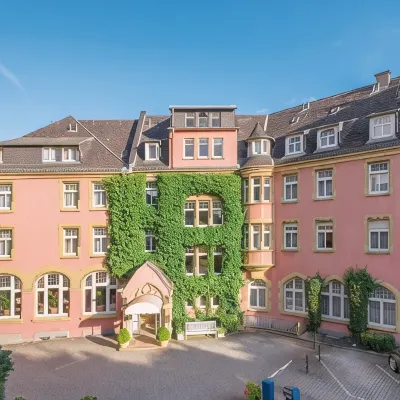 Hotel Oranien Wiesbaden Hotels near Westend