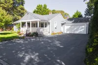 Relax by Oak Bluffs Harbor, enjoy your 3-bedroom East Chip retreat