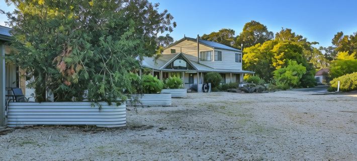 Mountain View Motor Inn & Holiday Lodges Hotels in Stawell