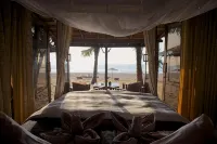 Dunhill Beach Resort