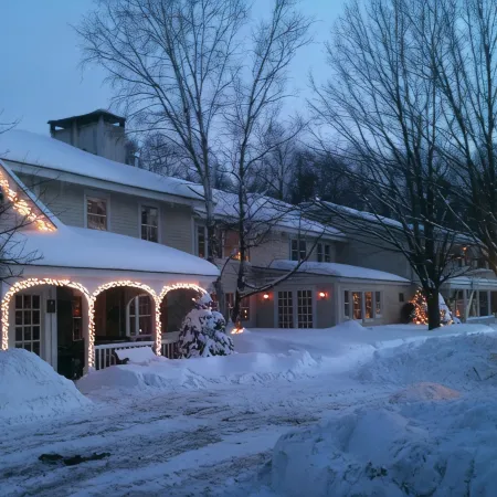 Deerhill Inn