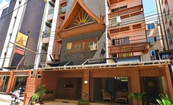 Lotus Hotel Patong