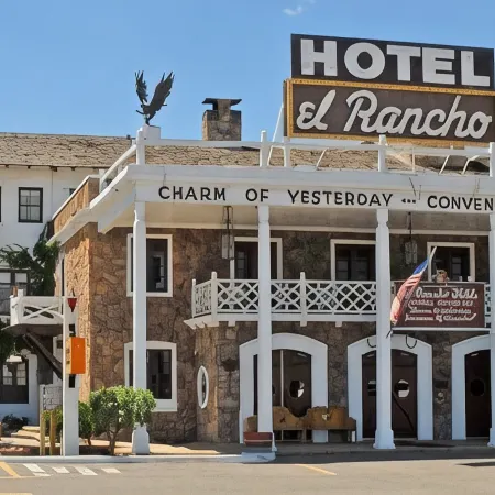 Hotel El Rancho