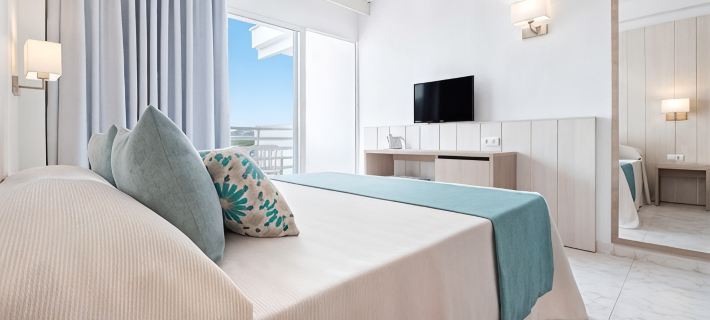 AzuLine Hotel Palmanova Garden Hotels in Calvià