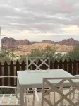 Eighth Wonders Hotel