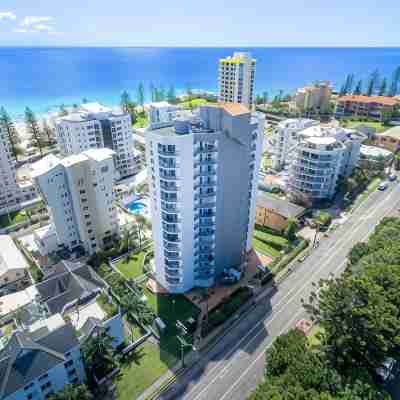 Rainbow Commodore Coolangatta Hotel Exterior