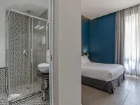 Boutique Hotel Metro 900 Hotels near Lungomare Caracciolo