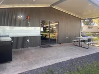 Griffith Caravan Village Hotele w: Griffith