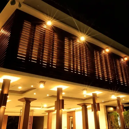 Surya Kencana Seaside Hotel