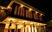 Surya Kencana Seaside Hotel