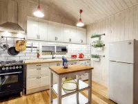 Miss Sunshine Boutique Accommodation Mount MarthaPool, Pet & Kid Friendly Hotels in Mornington